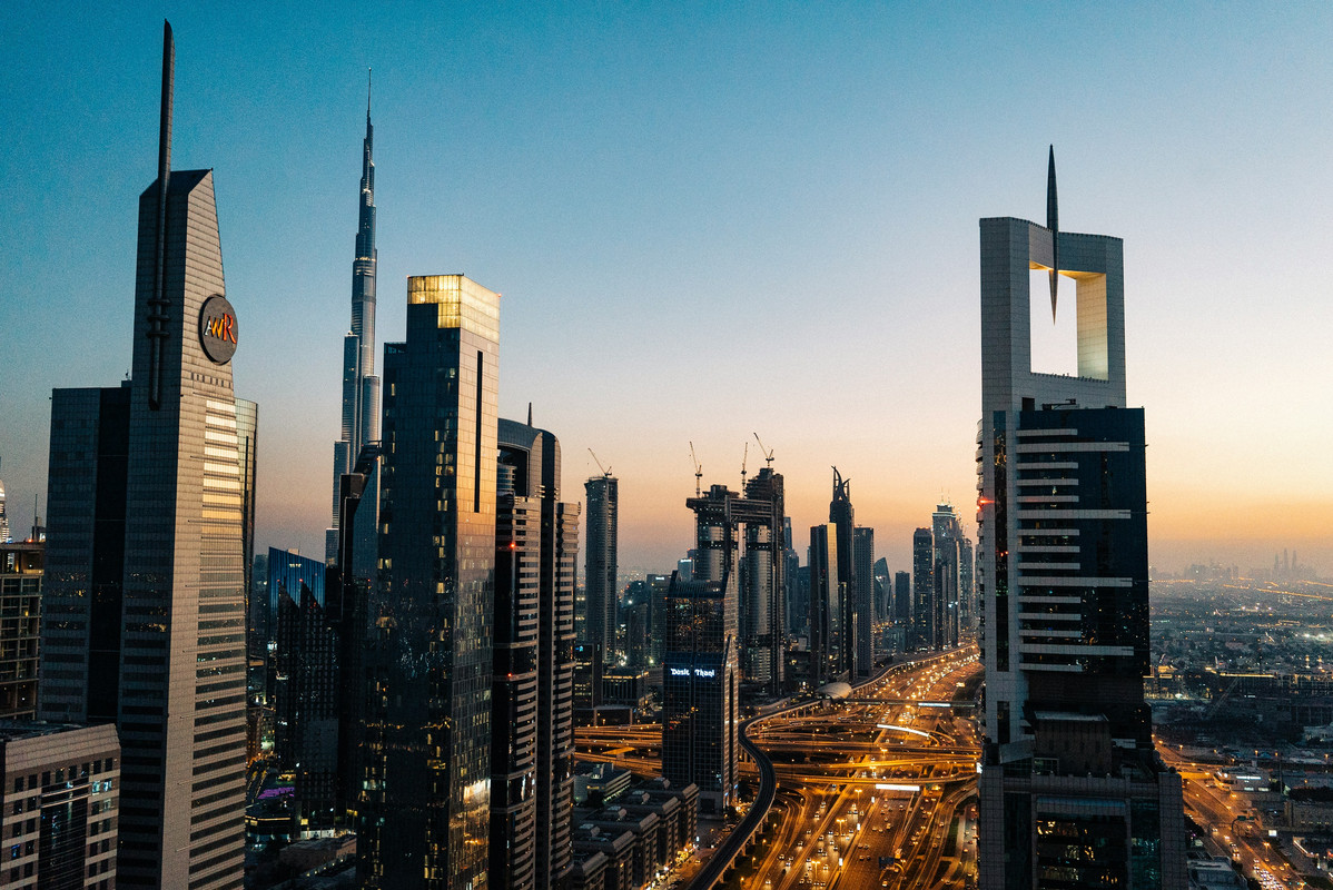 Dubai sheikh zayed road skyline